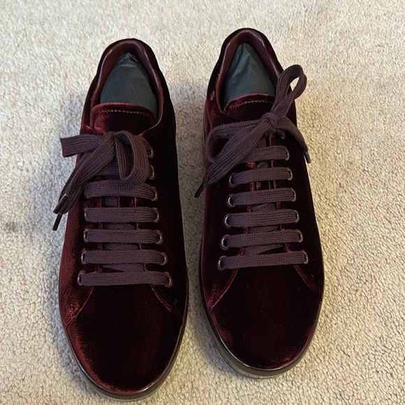 PRADA VELVET PLATFORM RUNNERS - Picture 5 of 8